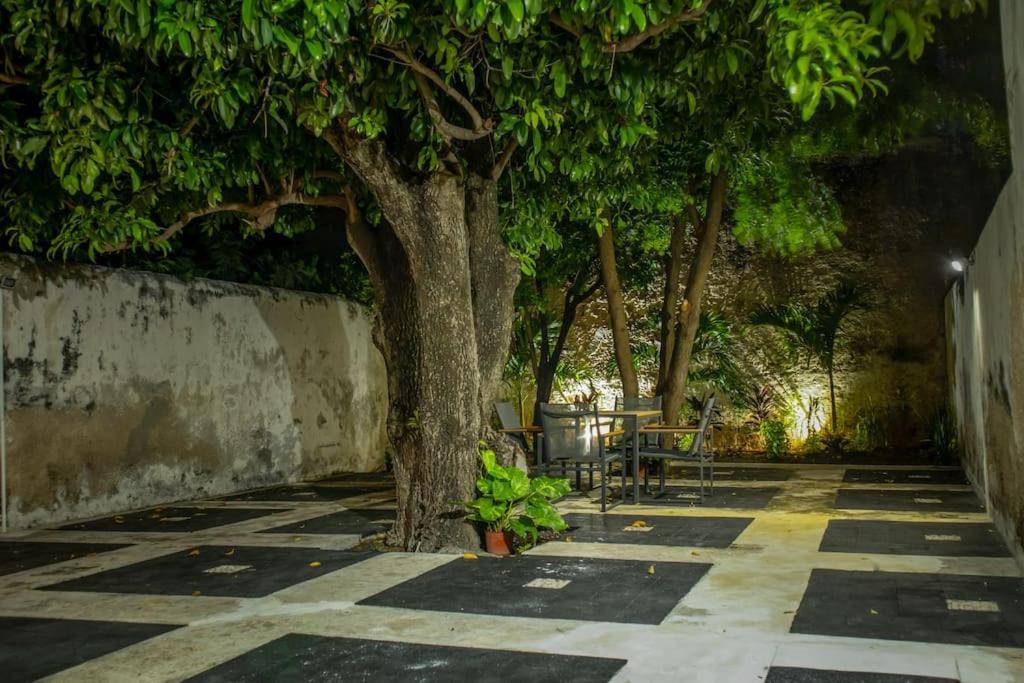 Casa Lilia, Ubicada En El Centro Historico Villa แคมเปเช ภายนอก รูปภาพ